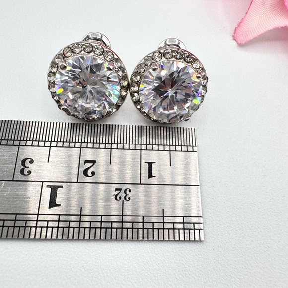 Cubic Zirconia Pave Halo Stud Earrings 10mm Sparkling - Picture 9 of 10